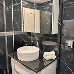 Modern 3br With Fireplace, Miele Kitchen And Balcony *