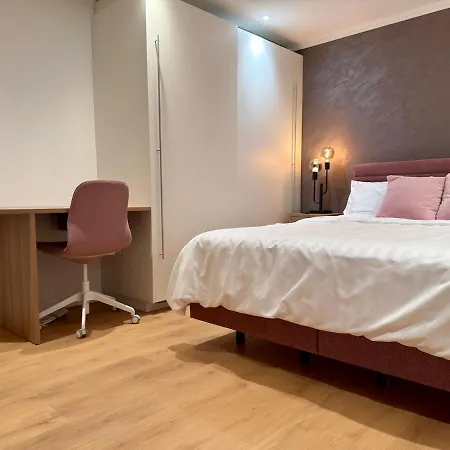 Modern 3br With Fireplace, Miele Kitchen And Balcony Heimberg
