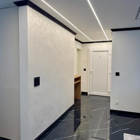 Apartment Modern 3br With Fireplace, Miele Kitchen And Balcony