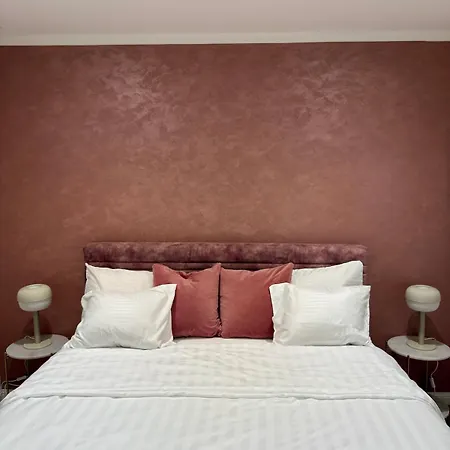 Modern 3br With Fireplace, Miele Kitchen And Balcony Apartmán Heimberg