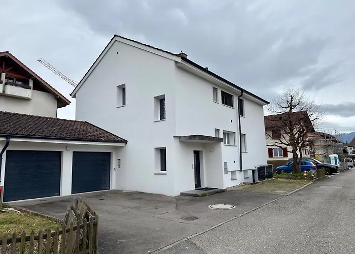 Modern 3br With Fireplace, Miele Kitchen And Balcony * Heimberg